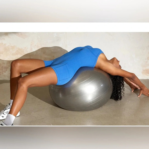 VILANVA
Silkflow Seamless Romper size S - Picture 4 of 8